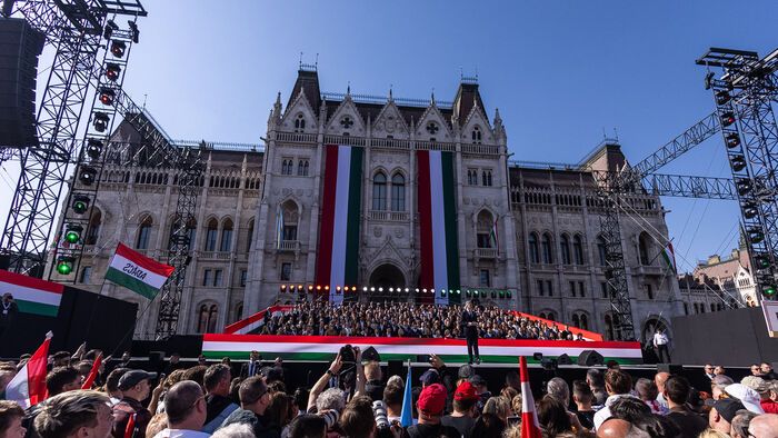 Kossuth tér március 15.