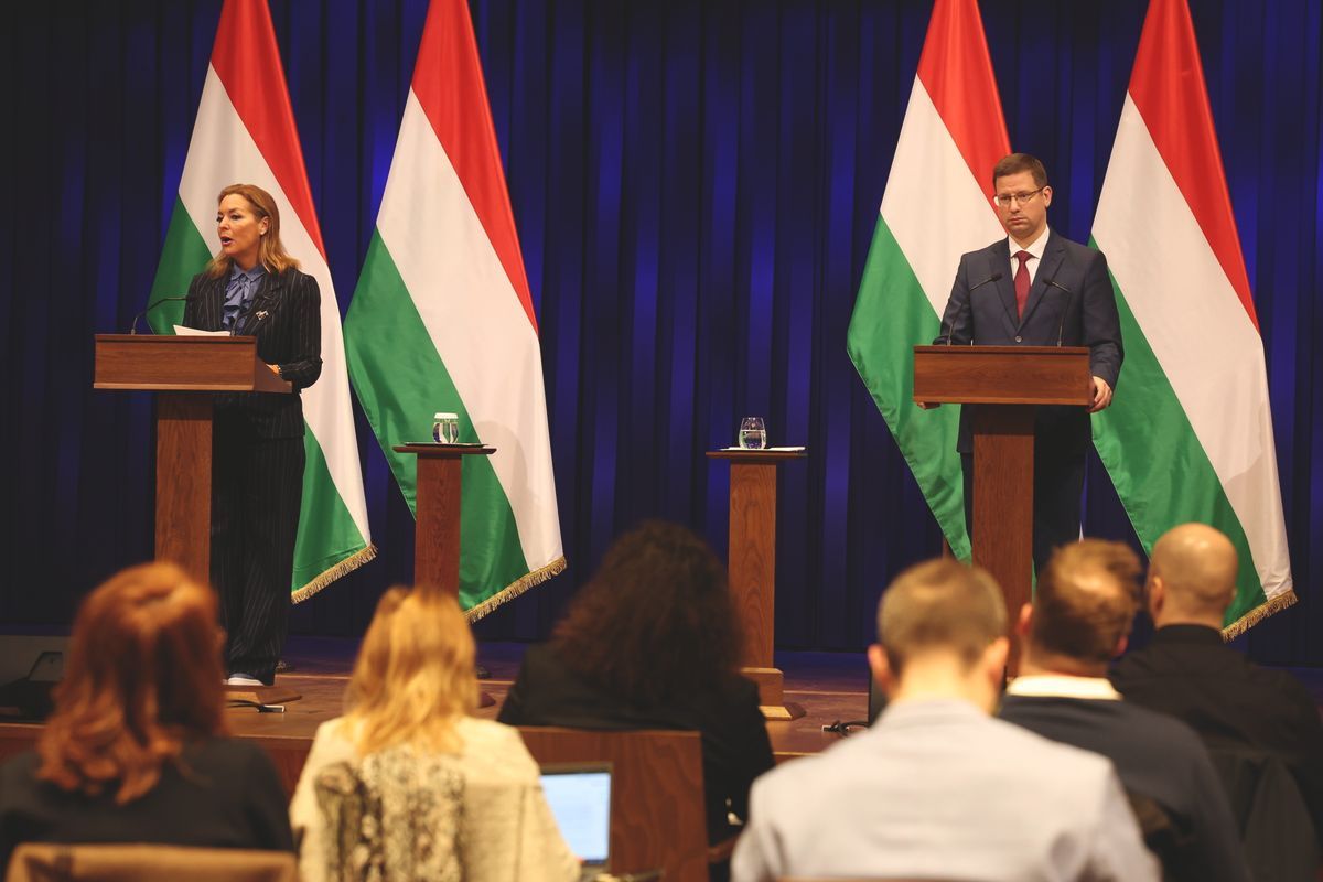 Tisza Párt, Gulyás Gergely, miniszter, Tisza Párt, sajtófőnök