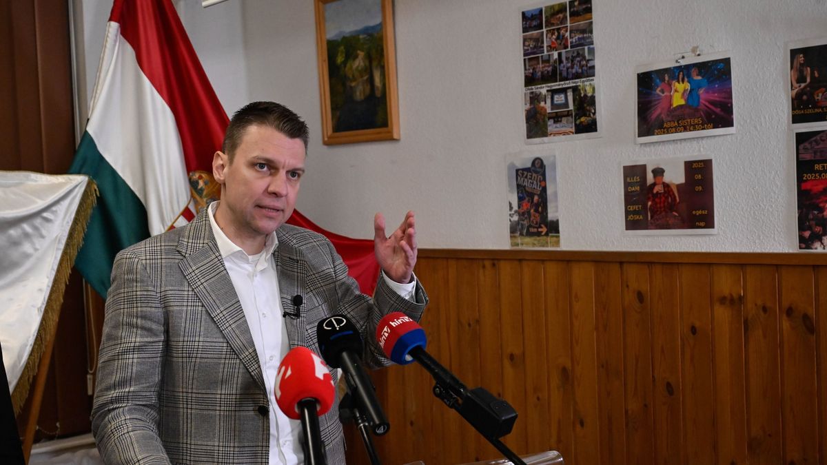 „Aki kitölti a Nemzeti Petíciót, az Orbán Viktort erősíti a Brüsszel elleni harcban”