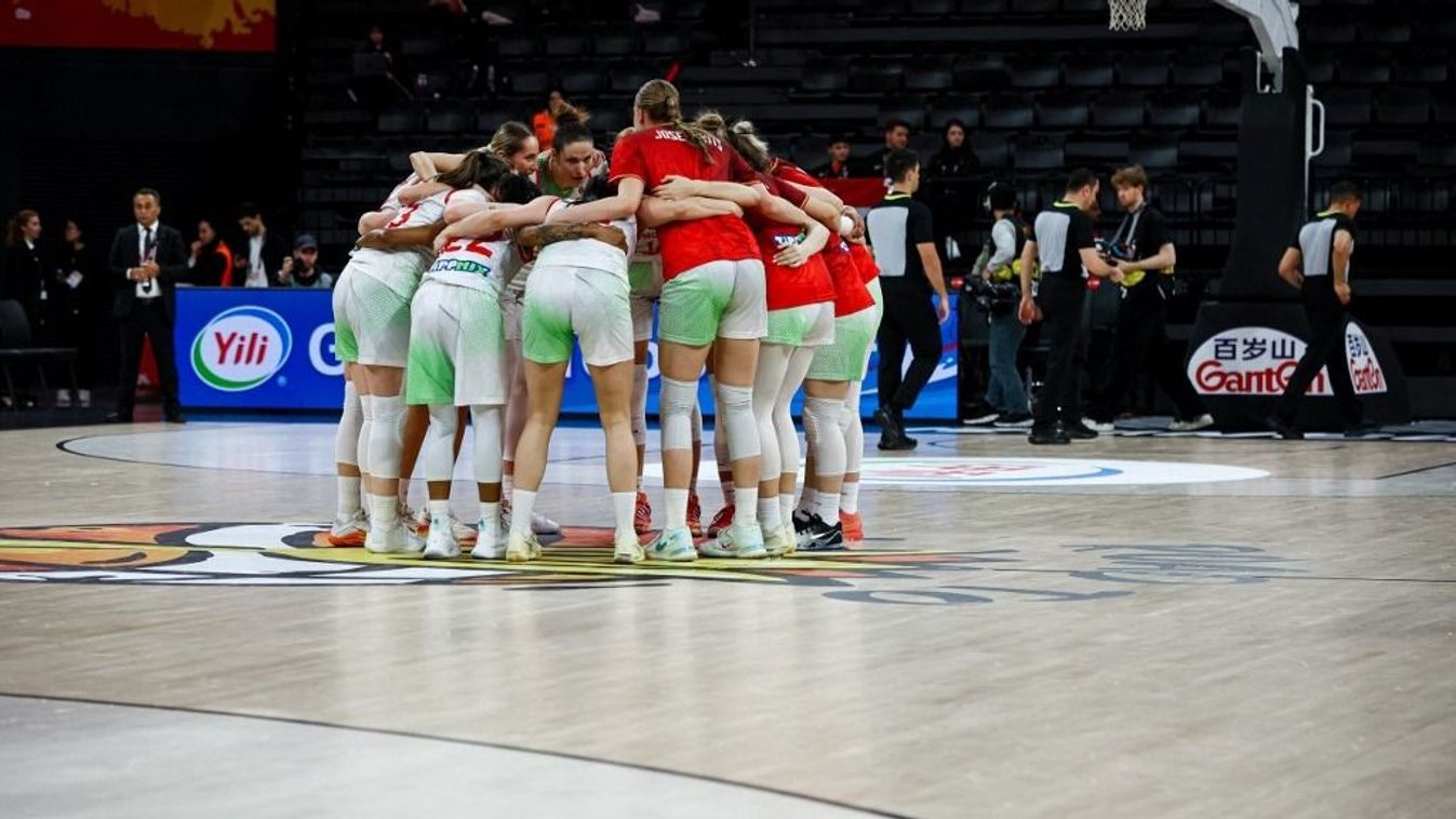 Ezt az örömöt szeretnénk látni a magyar női kosárlabda-válogatott játékosain a kijutás után