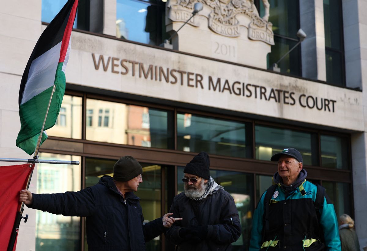 A brit orvos több alkalommal is a Hamász támogatására szólított fel a bíróságon bemutatott bizonyítékok alapján