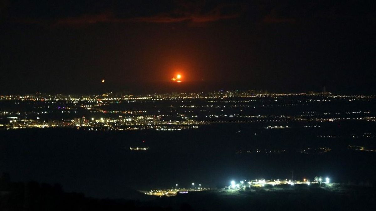 Az iráni rezsim rakétazáport zúdított az egész régióra, a Hezbollah is csatlakozott