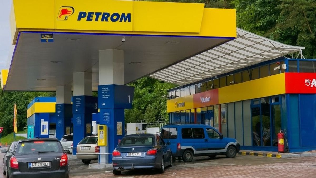 Válsághelyzet kihirdetését és üzemanyagár-stopot javasol a román energiaügyi miniszter