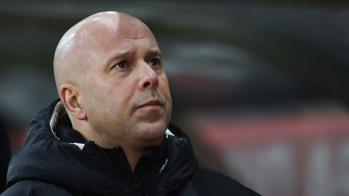 Arne Slot szerint fontos, hogy alkalmazkodni tudjanak a sok sérült ellenére is