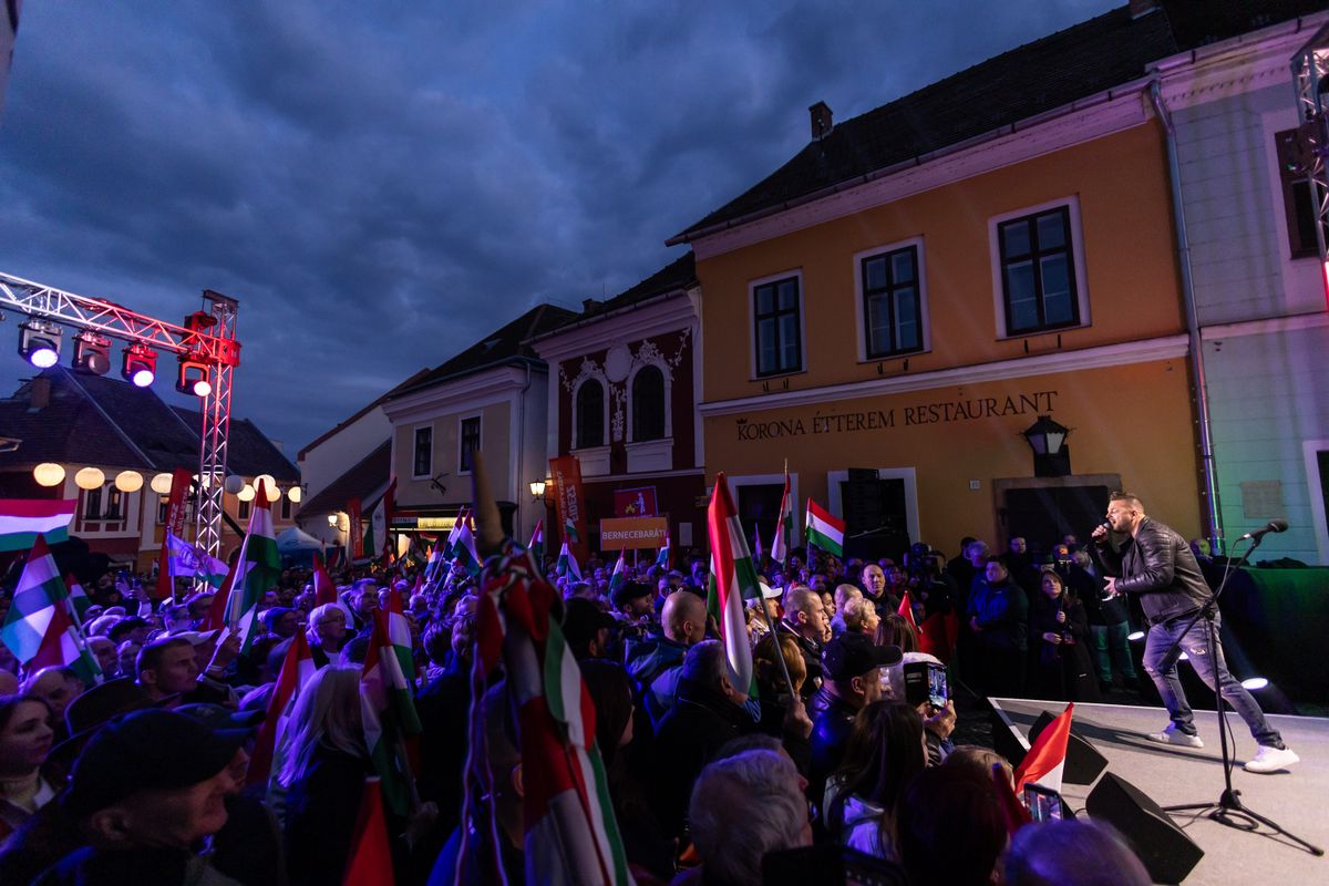 Orbán Viktor országjárás
kampány
Szentendre

