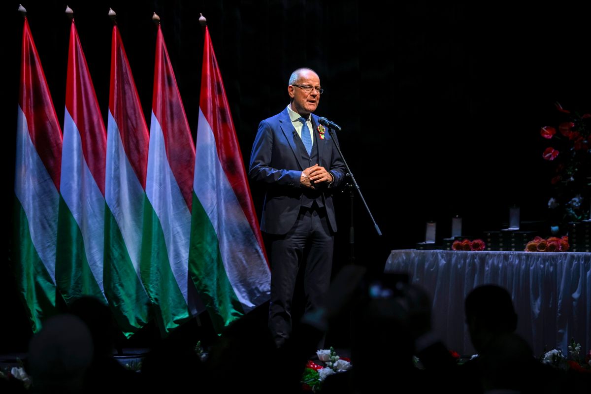 Budapest, 2026. március 13.Navracsics Tibor közigazgatási és területfejlesztési miniszter beszédet mond a március 15-i állami kitüntetések átadásán a Hagyományok Házában 2026. március 13-án.MTI/Purger Tamás