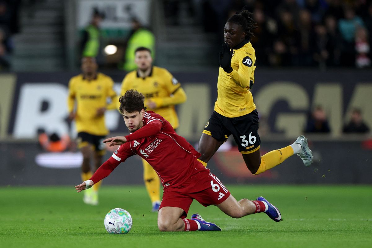 Kerkez Milos a gólok idején már nem volt a pályán, sem ő, sem Szoboszlai Dominik nem okolható a Liverpool Wolves elleni vereségéért