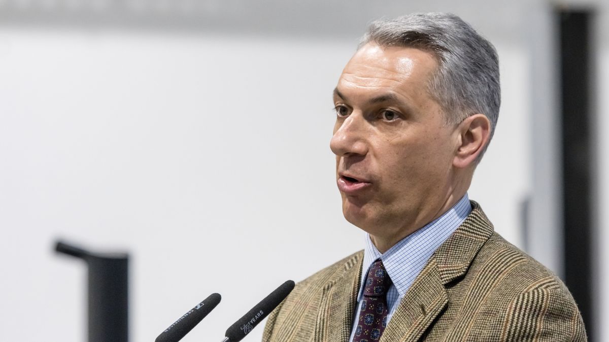 Lázár János: 225 milliárdból újultak meg a szakképzés intézményei