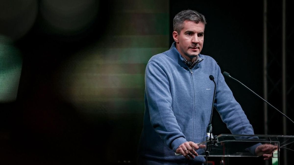 Kocsis Máté is felszólal a ma délutáni tüntetésen az ukrán nagykövetség előtt + videó