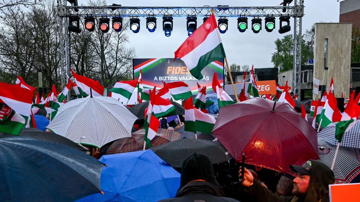 Orbán Viktor: A választás tétje, hogy hagyjuk-e kizsebelni Magyarországot + videó