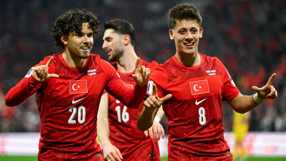 Arda Güler megvillant, de nem ő lett a főhős a Törökország–Románia vb-pótselejtezőn