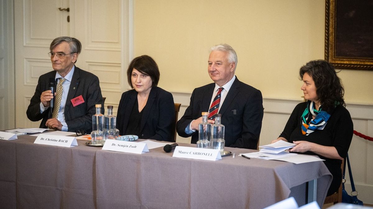 Semjén Zsolt: A migrációnak nevezett iszlám invázió Európa civilizációs öngyilkossága! + videó