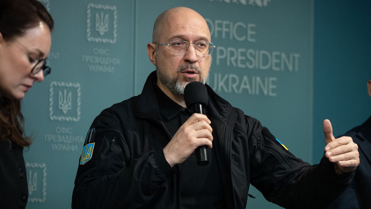 Nem mindenkinek rossz Ukrajnában: ennyi pénzt visznek haza az ukrán kormány tagjai