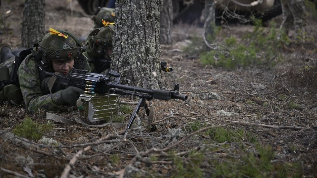 Háborúra készíti fel Finnország a lakosságot