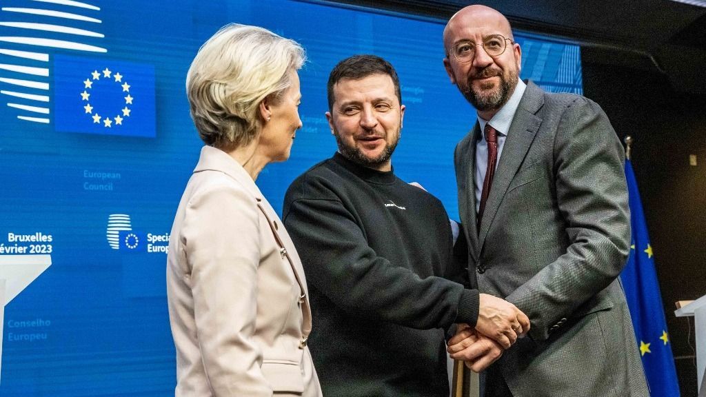 Ukrajna az EU-tagságra készül, a háborúpárti Brüsszel készséggel asszisztál