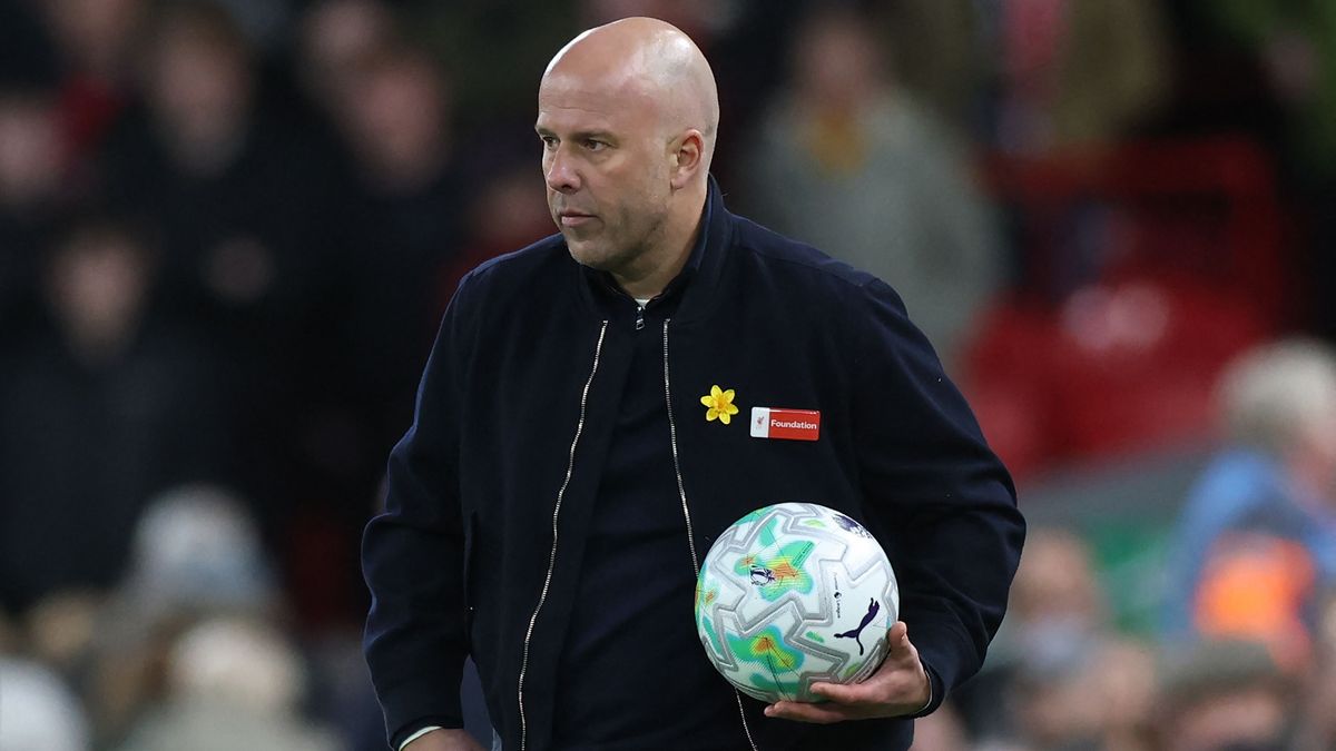 Slot marad, de Szalah sokadmagával költözhet Liverpoolból – ki menti meg a csapatot?