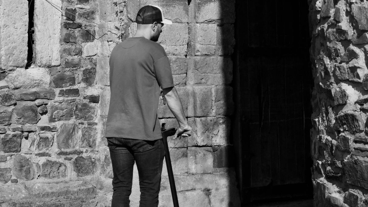 Megelőzte az autós, a rolleres ütött: vádat emeltek a törökbálinti támadás után