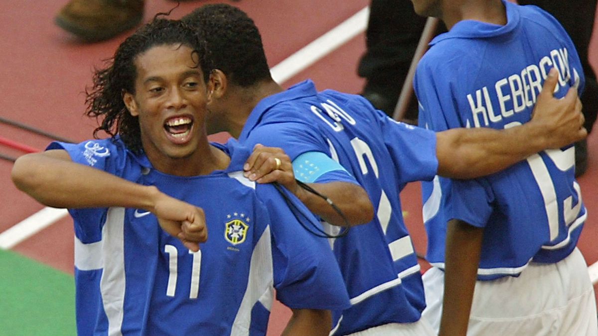 Egy csodálatos gól kérdőjelei: kapushiba, lecsúszott vagy zseniális?