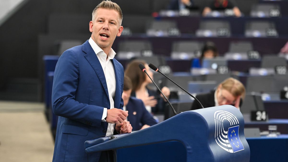 Magyar Péter ismét belekötött a katolikusokba