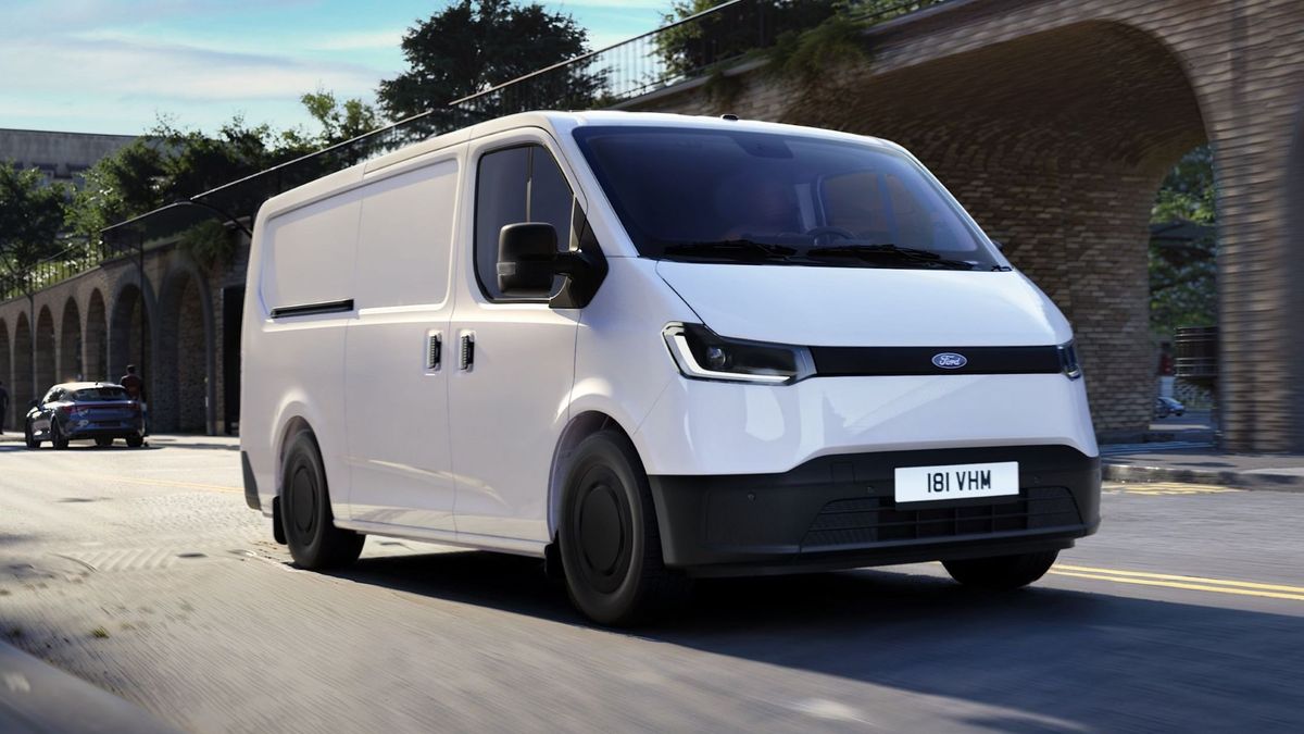 Olcsó villanyfurgonnal bővült a Ford Transit család