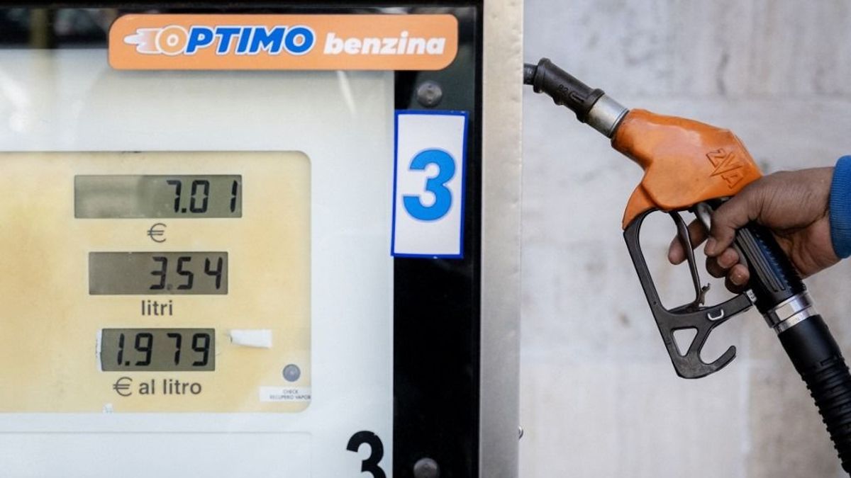 Üzemanyaghiány alakult ki egyes olasz régióban a pánikszerű felvásárlás miatt