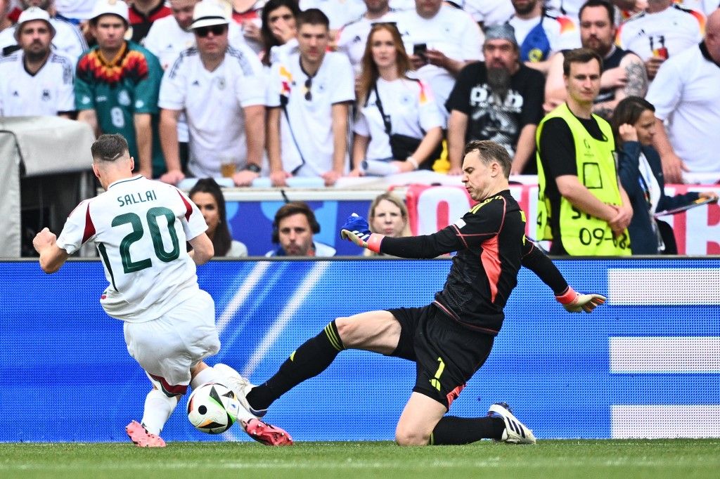 A Bayern München kapusa, Manuel Neuer a német válogatott után a klubfutballtól is hamarosan visszavonulhat