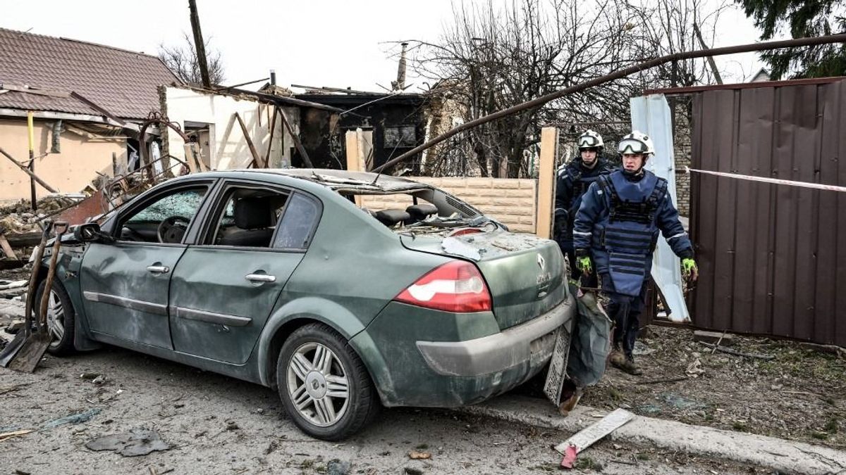 Dróntámadás ért egy civilt Oroszországban: autóját érte a találat
