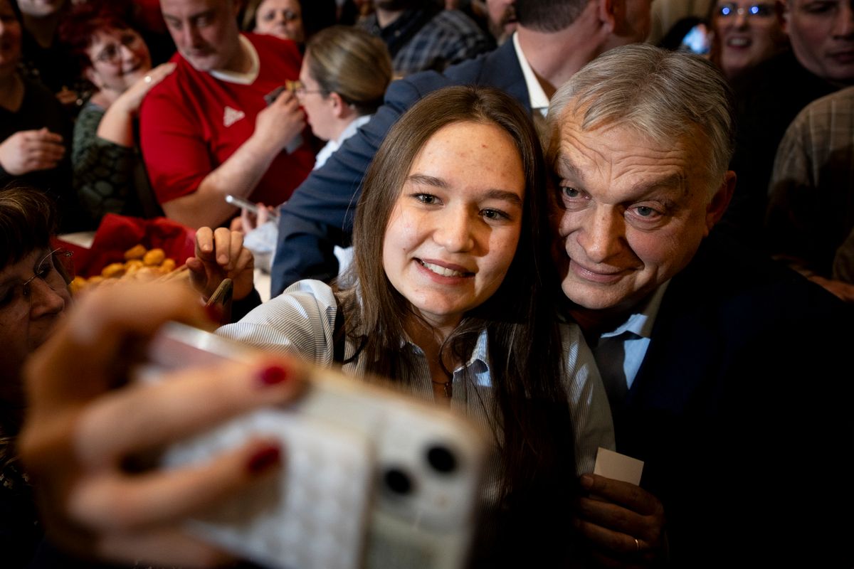Bosak szerint a magyar miniszterelnök megkérdőjelezhetetlen tekintélynek örvend