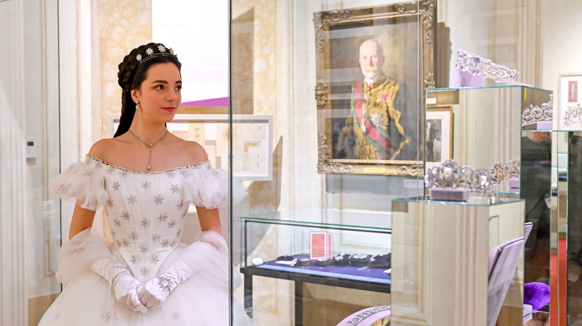 Évtizedekig lappangtak, most bárki láthatja a felbecsülhetetlen értékű királyi kincseket