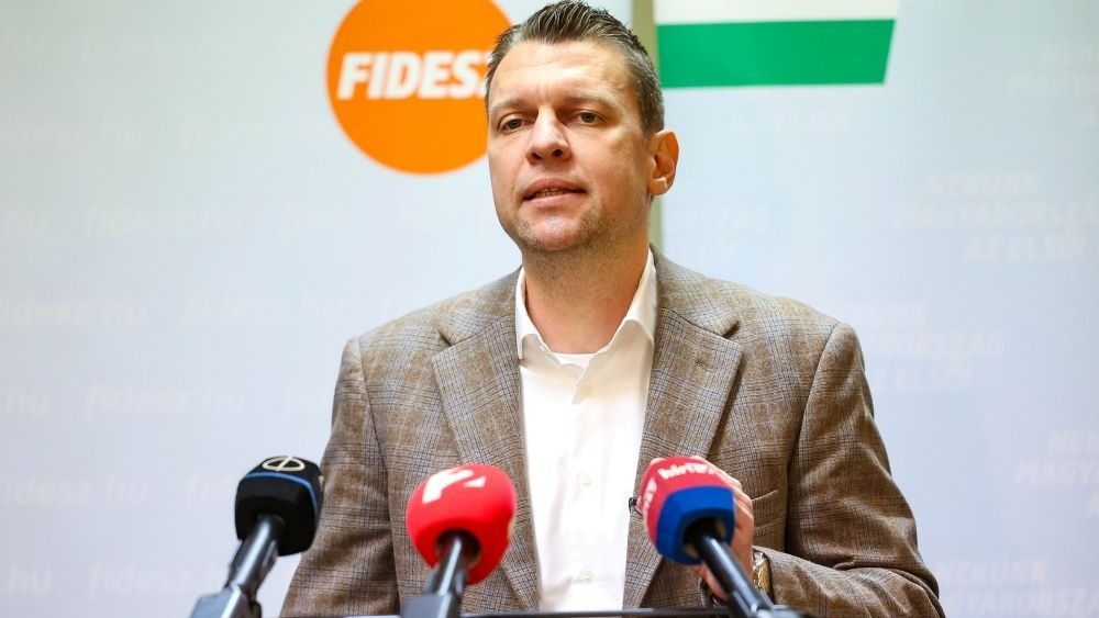 Menczer Tamás: Weber elmondta, hogy Magyar Péter Ukrajnáért harcol!