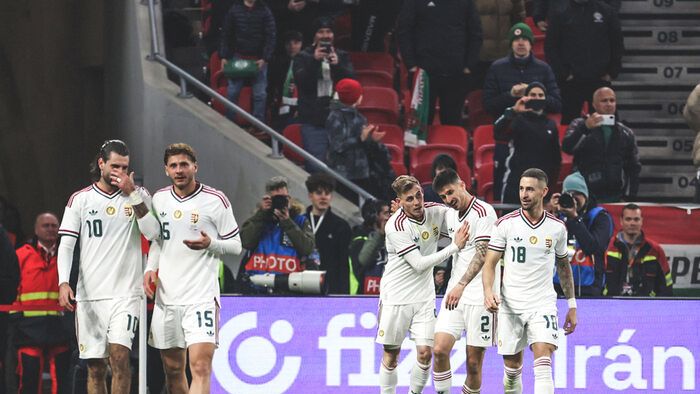 Társai is alaposan megünnepelték Schön Szabolcsot