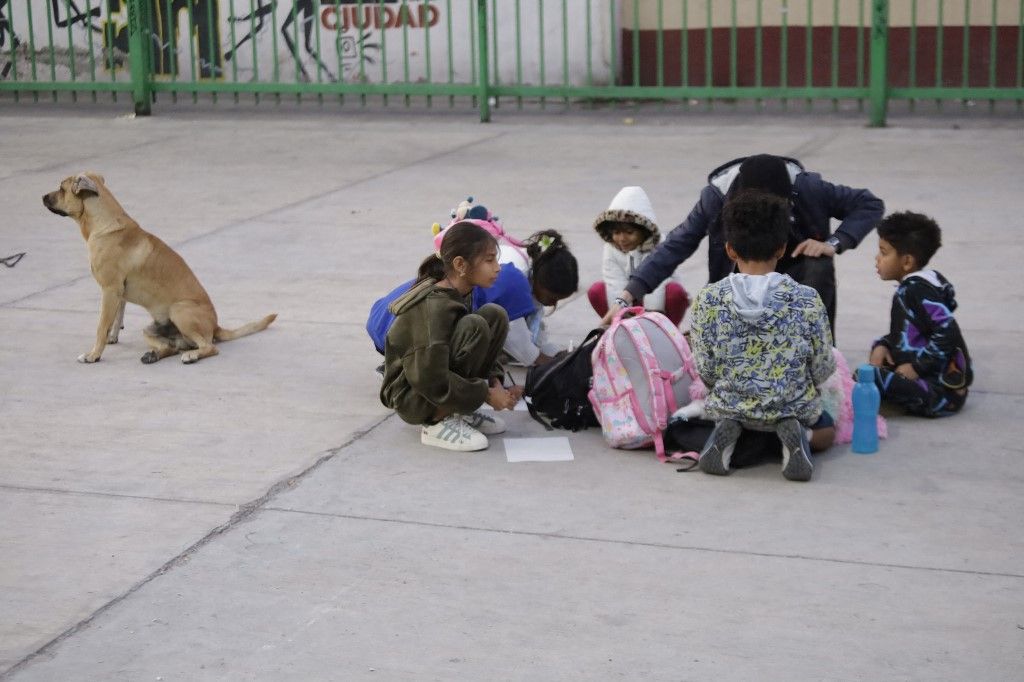 Ijesztő minta rajzolódik ki az illegélis migrációban (Illusztráció, forrás: NurPhoto via AFP)