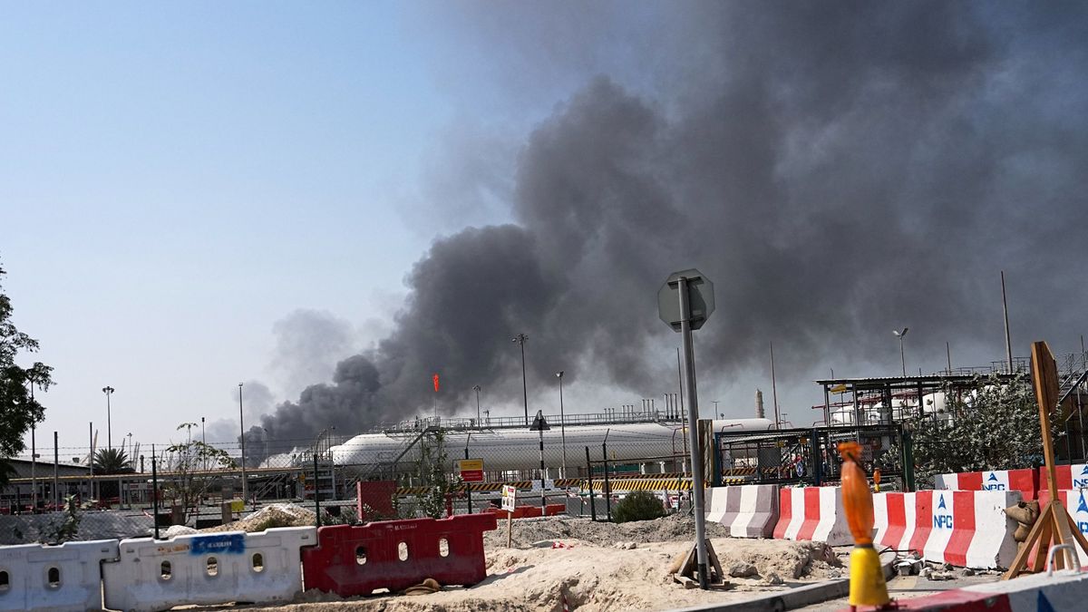 A dubaji reptéren rekedt a tiszás műsorvezető, de szerinte nincs semmi veszély + videó