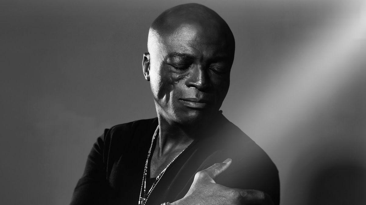 A pop és a soul hercege 15 év után újra Budapestre érkezik