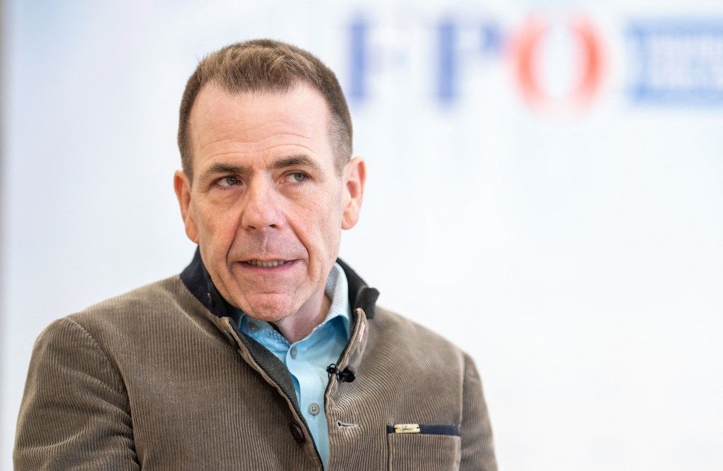 Orbán Viktor mellett állt ki az Osztrák Szabadságpárt. A képen: Harald Vilimsky Fotó: GEORG HOCHMUTH / APA-PictureDesk