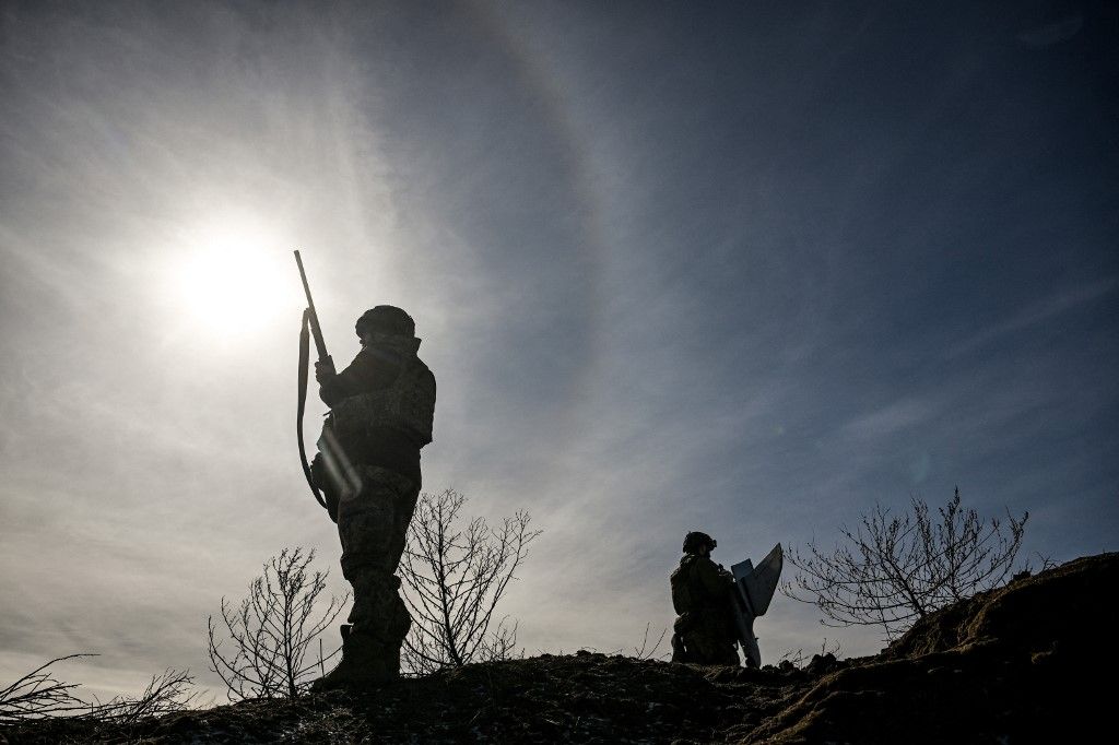 Zelenszkij a frontra küldené a parlamenti képviselőket, ha nem úgy szavaznak, ahogy „kell” (Fotó: AFP)