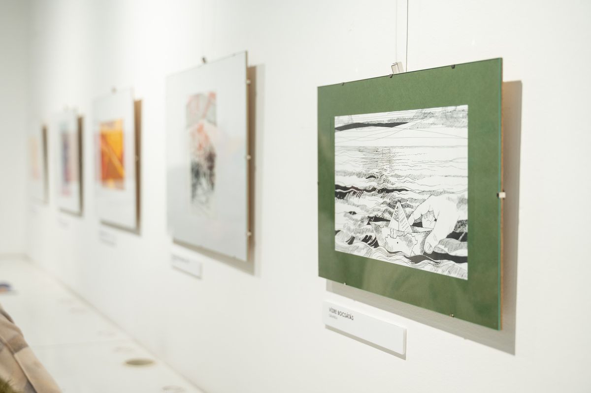 Az állandóság művészete – Szabó János alkotásaiból nyílt kiállítás a Várnegyed Galériában