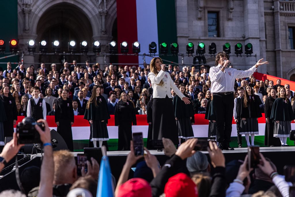 Kossuth tér március 15.