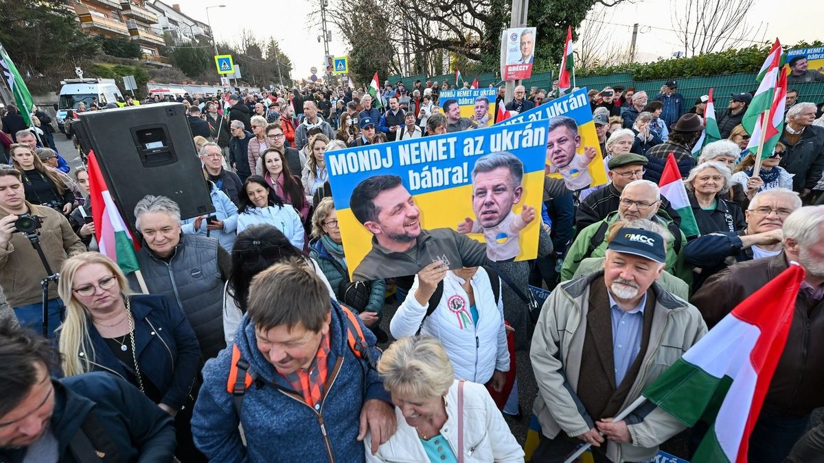 Deutsch Tamás: A választás tétje a háború és béke, Ukrajna vagy Magyarország győzelme