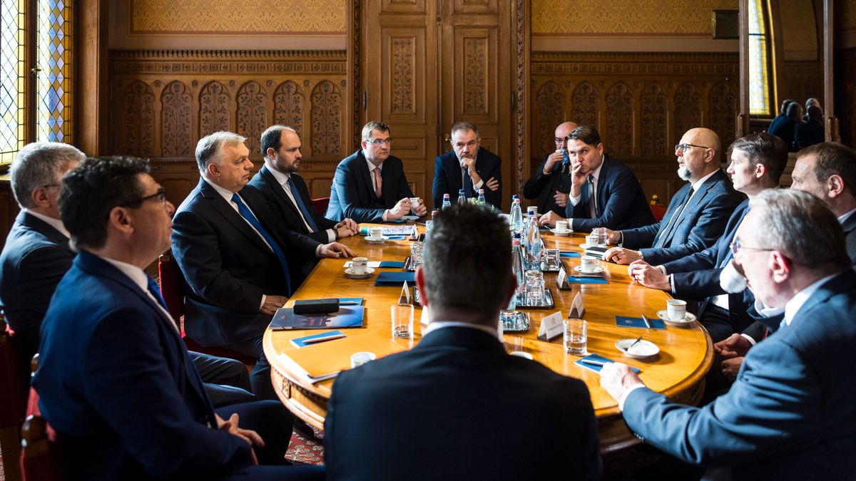 KMKF: Semmilyen körülmények között nem szabad engedni a zsarolásnak!