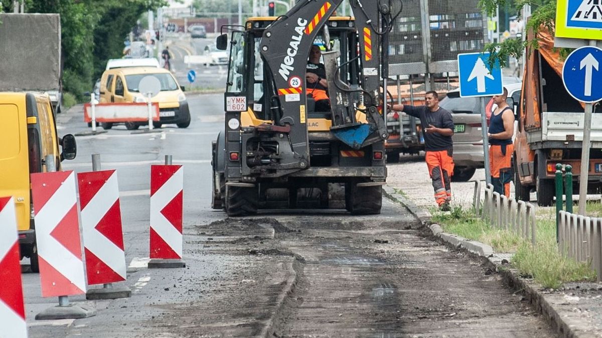 Megújítják a burkolatot az egyik legrosszabb útminőségű fővárosi csomópontban