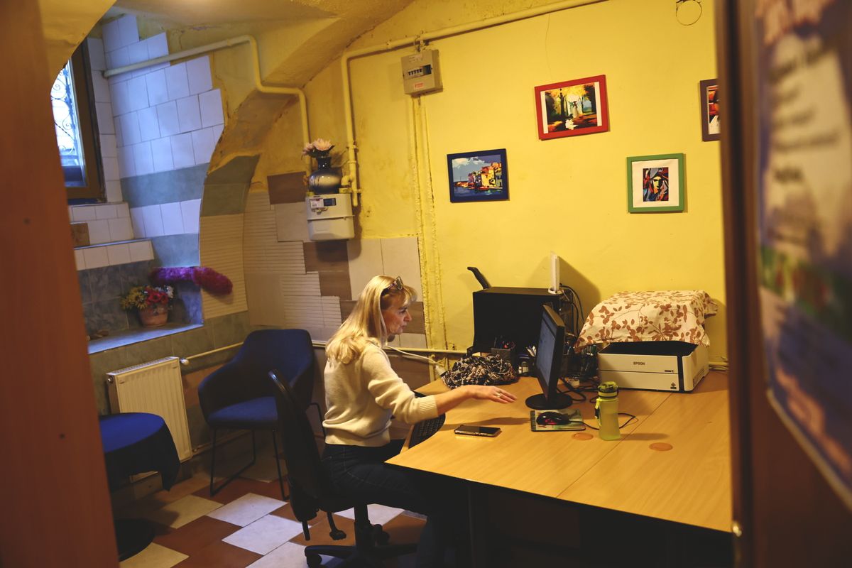 20260218 Budapest
Magadért Alapítvány "A HELY"
Fotó: Kurucz Árpád (KA)
MW
képen: Rendi Mari segítő