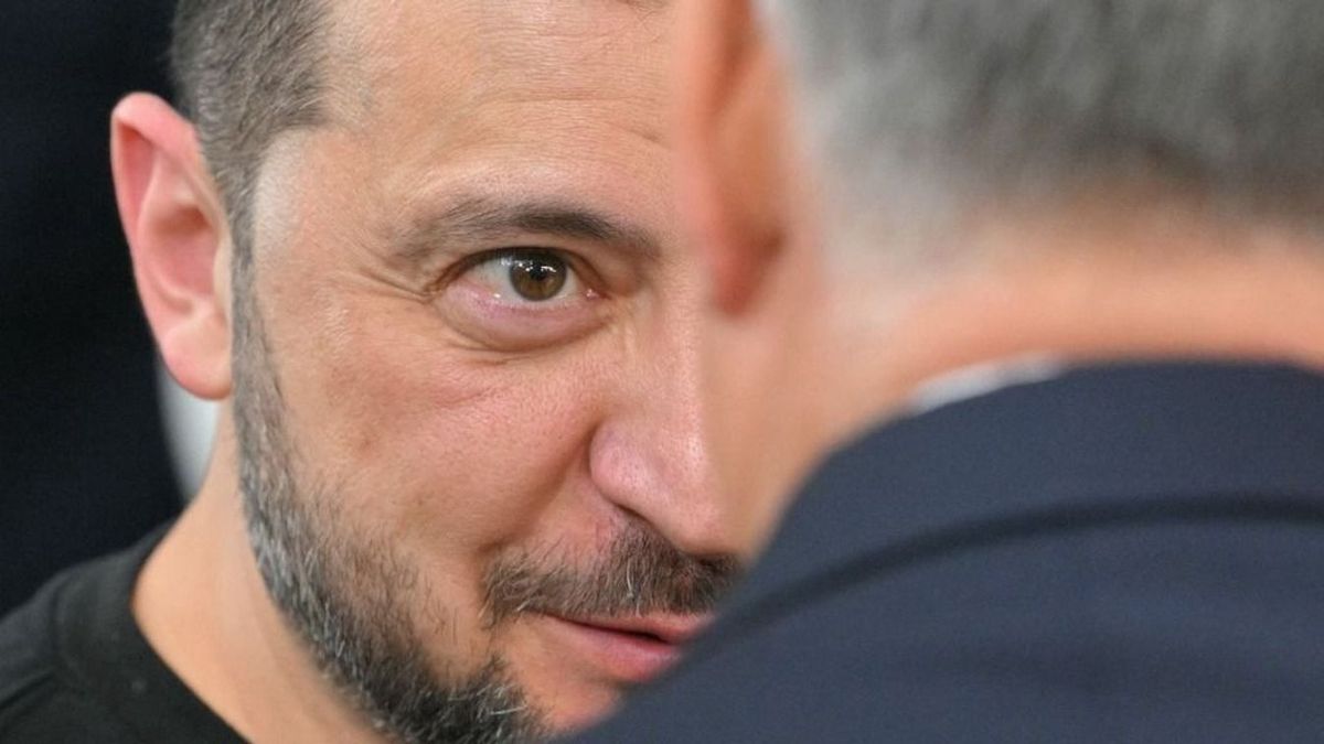 Ukrajna már valós veszélyt jelent Orbán Viktorra, miközben a propagandasajtó önmerényletről ír