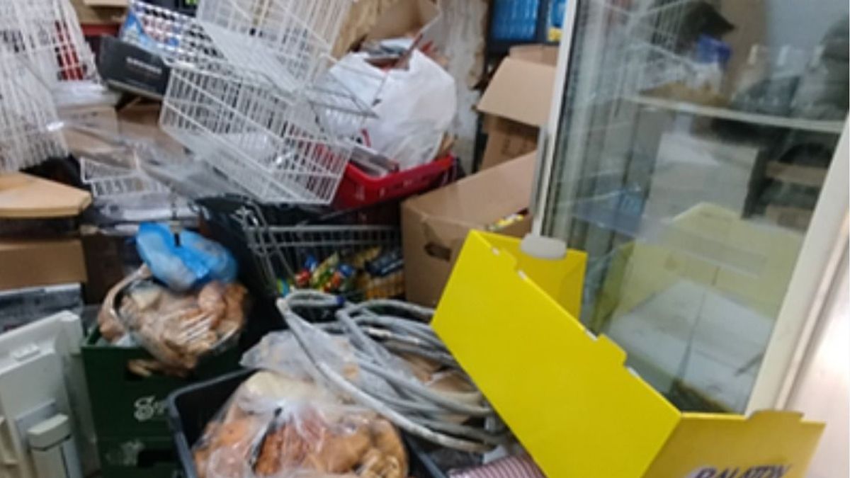 Lejárt élelmiszerek, kosz, nyomon követhetetlen termékek: dermesztő az üzletrazzia eredménye
