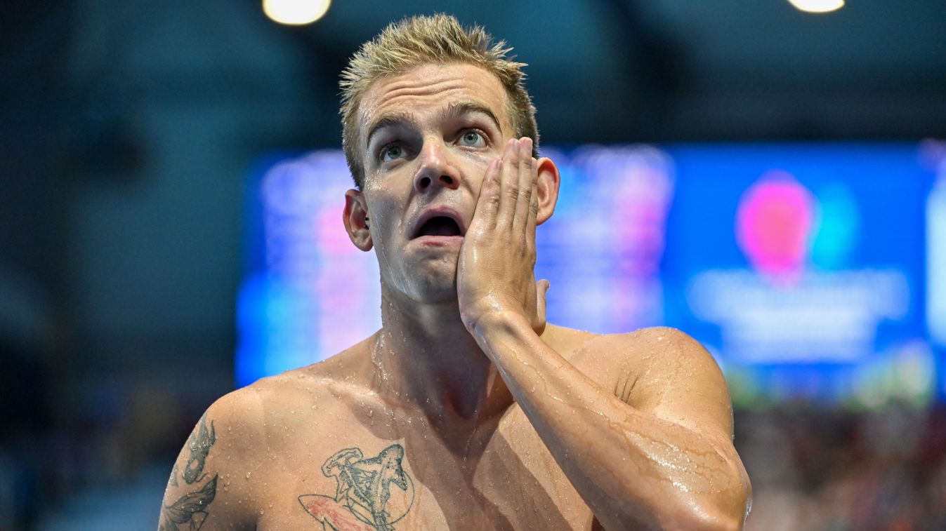 Rasovszky Kristóf
Szingapúr, 2025. július 27.
Rasovszky Kristóf a férfi 400 méteres gyorsúszás selejtezője után a szingapúri vizes világbajnokságon a World Aquatics Arénában 2025. július 27-én.
MTI/Illyés Tibor