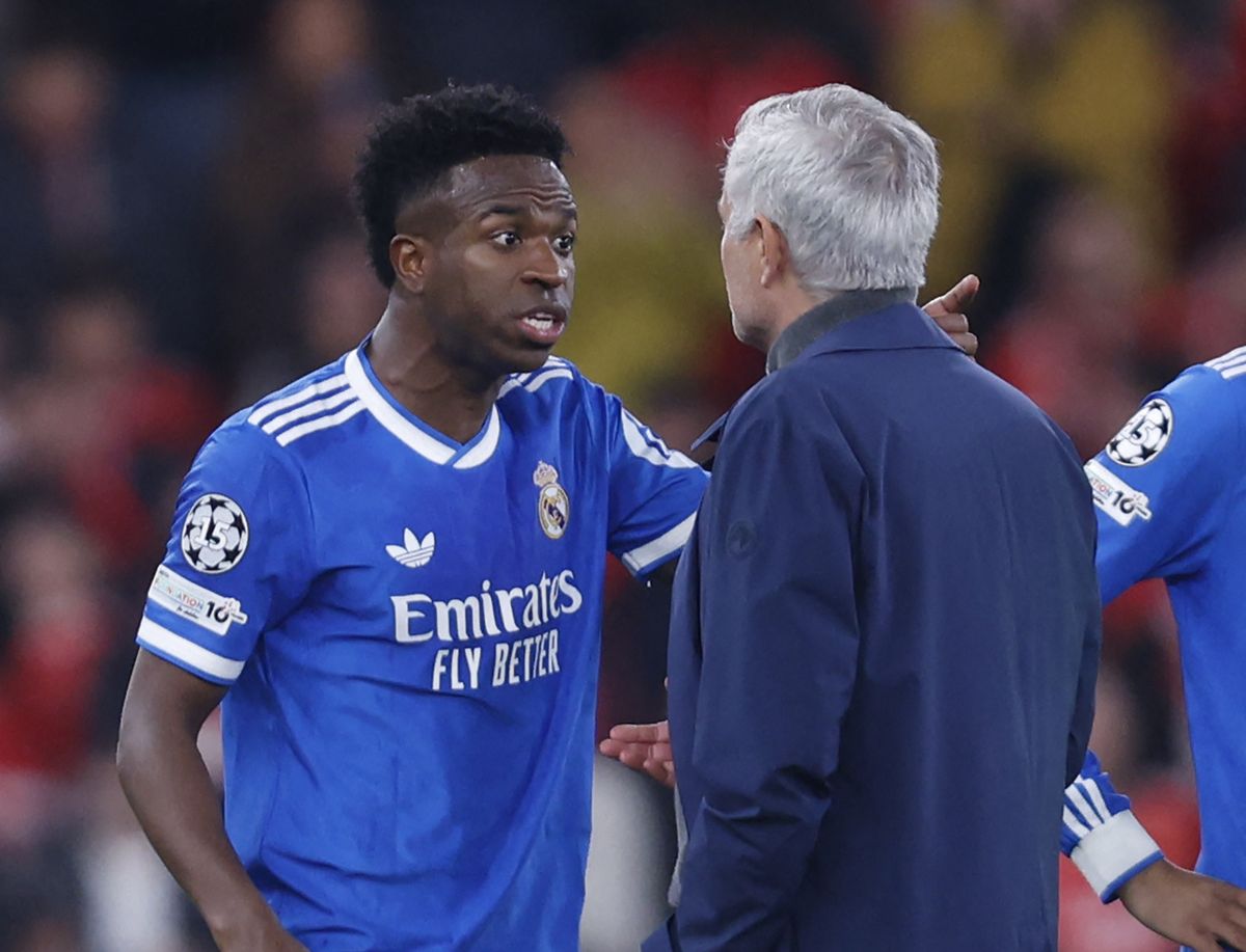 José Mourinho az első meccs után még Vinícius Júniort kritizálta