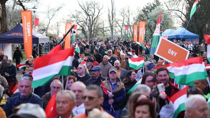 Orbán Viktor országjárás Esztergom
kampány
választás