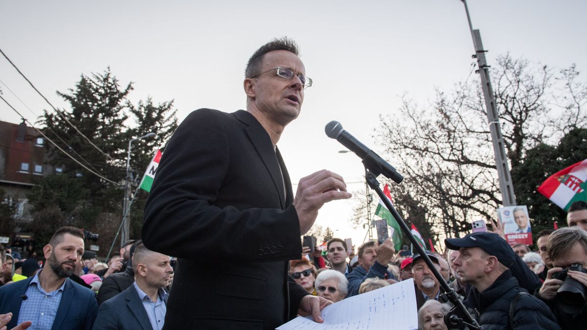 Szijjártó Péter keményen visszaszólt az ukrán külügyminiszternek