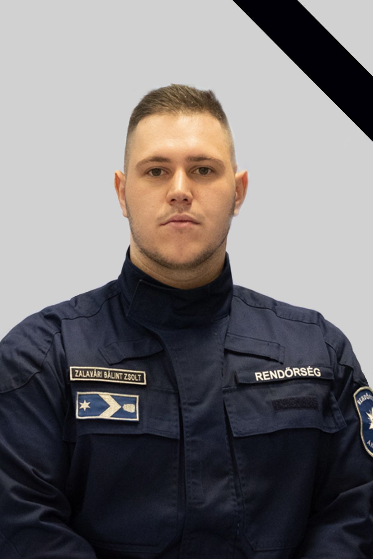 Fiatal rendőr emlékére borult gyászba a testület