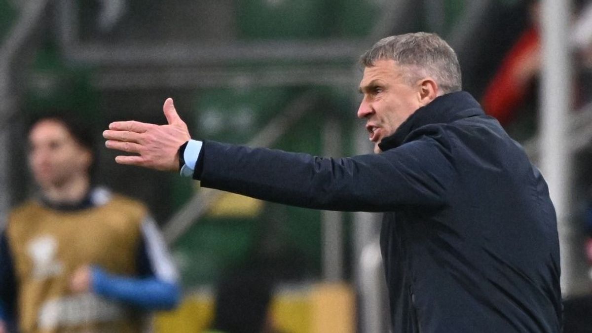 Kínjai közepette Rebrov mögött valóságos szurkolósereg áll messzi idegenben